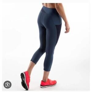 NWT Pearl Izumi Dark Blue High-Waisted Capri Cycling Tights XS